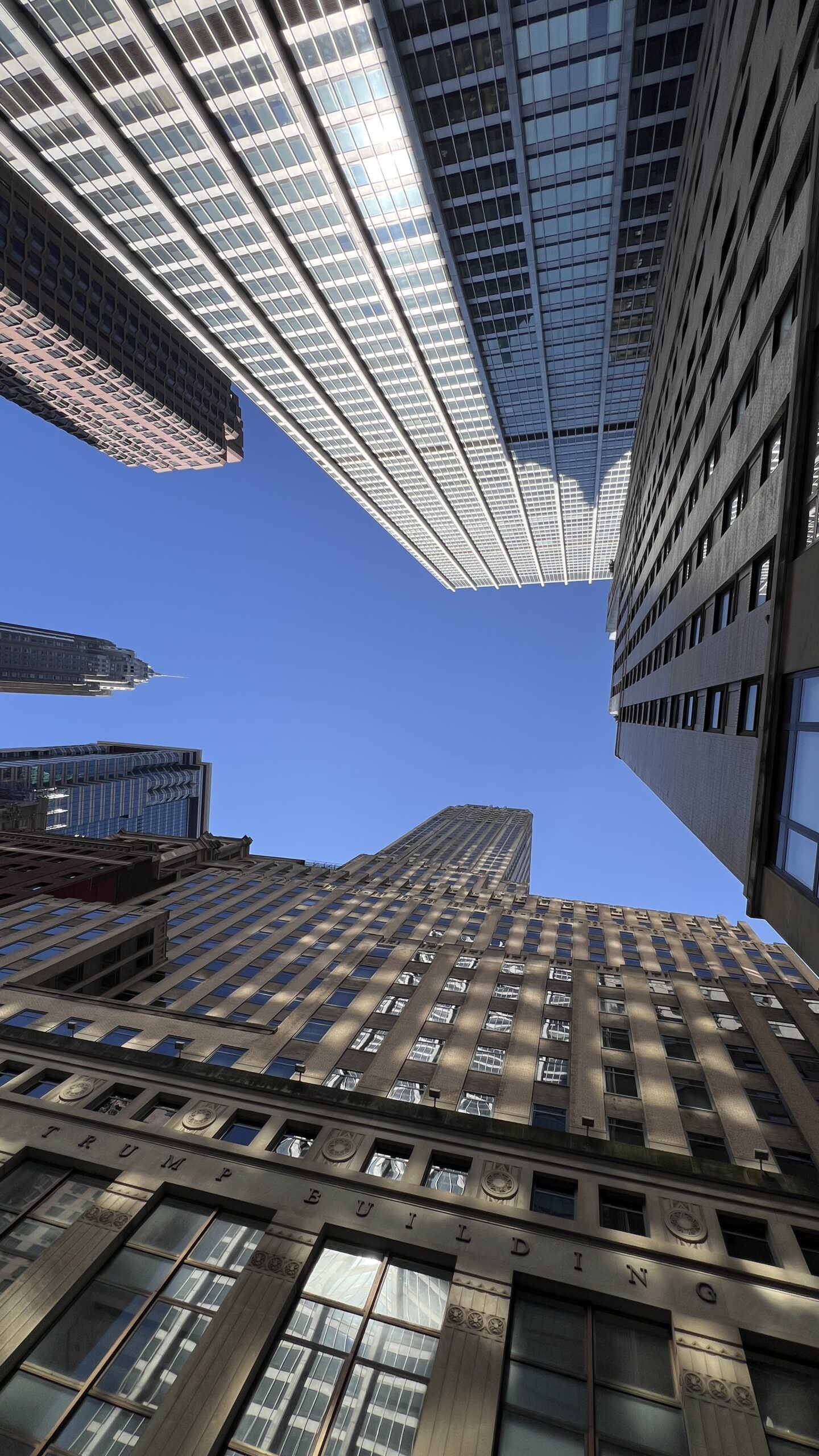 Manhattan sky , branding Sztuka Tworzenia Marki